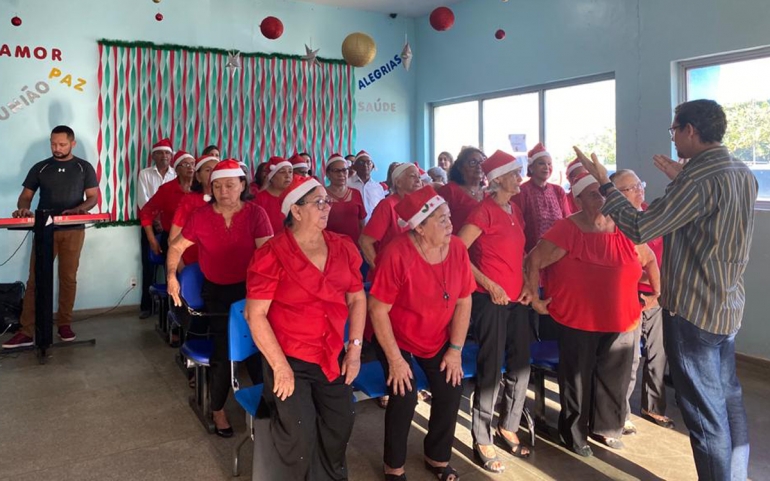 Hospital Geral de Roraima recebe cantata de Natal