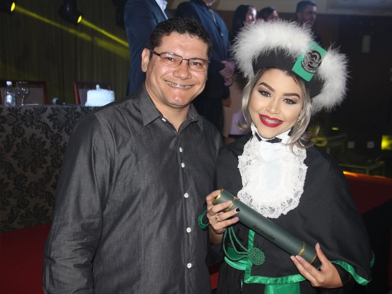 Jr Carolino