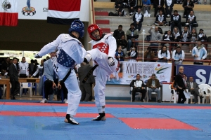 DOS VERAS - Alexandre Magno Rodrigues de Oliveira (vermelho) disputando Campeonato Pan-Americano, na   Bolívia 